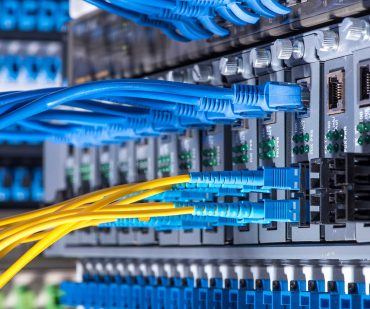 ELO-Elektronik_Netzwerktechnik-3_web